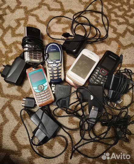 Старый телефон