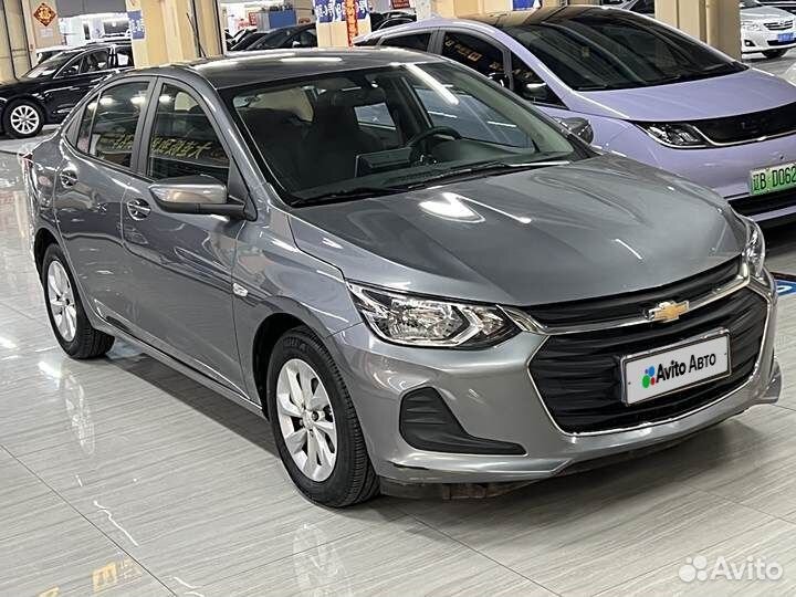Chevrolet Onix 1.0 AT, 2022, 41 000 км