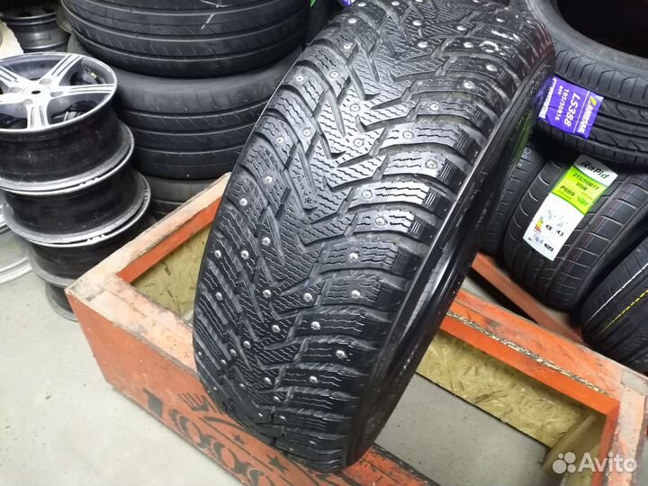 Nokian Tyres Hakkapeliitta 8 SUV 235/55 R18