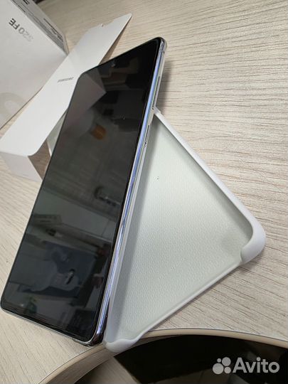 Samsung Galaxy S20 FE, 6/128 ГБ