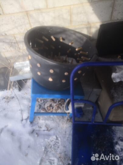 Перосъемная машина для индюков, гусей