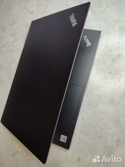Игровой ноутбук 15.6 IPS intel i5-10210u/16gb/500g
