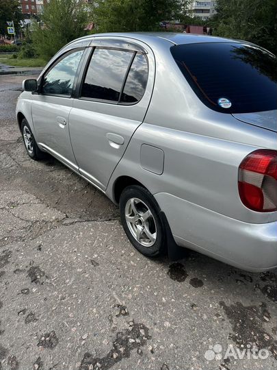 Toyota Platz 1.0 AT, 1999, 300 000 км