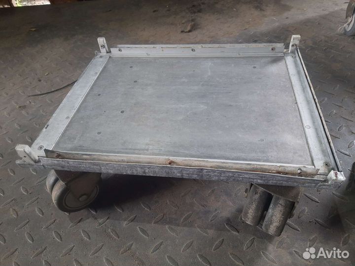 Колеса поворотные