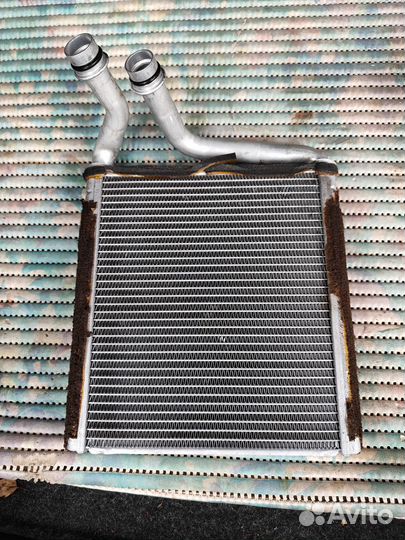 Радиатор охлаждения Volkswagen Golf 5