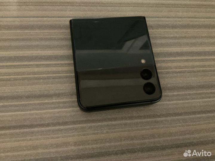 Samsung galaxy z flip3 5g
