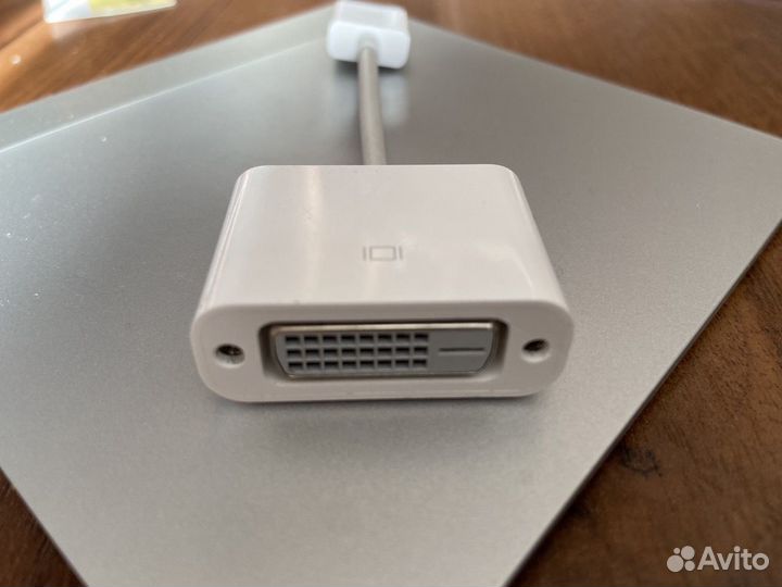 Адаптер Apple hdmi на DVI