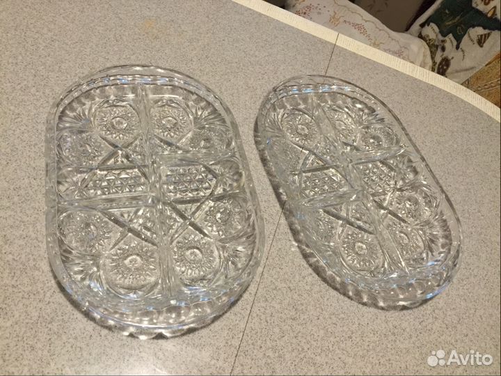 Блюдо хрустальное