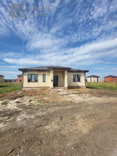 Коттедж 141,1 м² на участке 10 сот.