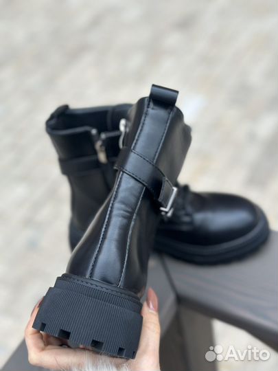 Ботинки демисезонные женские