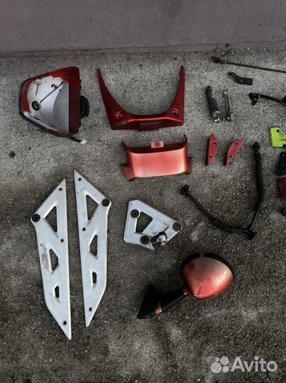 Запчасти на suzuki GSX 750 F