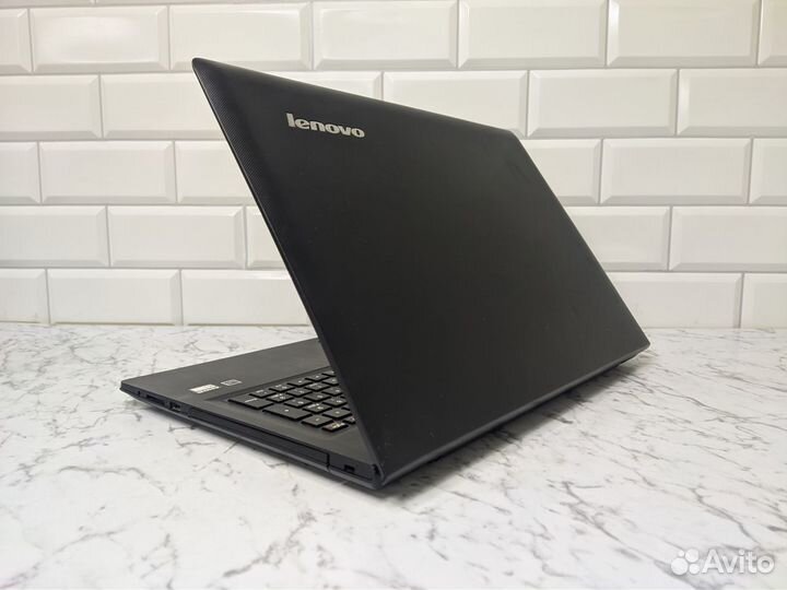Ноутбук Lenovo