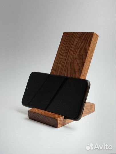 Подставка для телефона из дерева