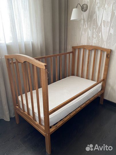 Детская кровать с новым матрасом