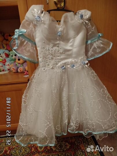 Нарядное платье