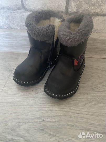 Теплые ботинки