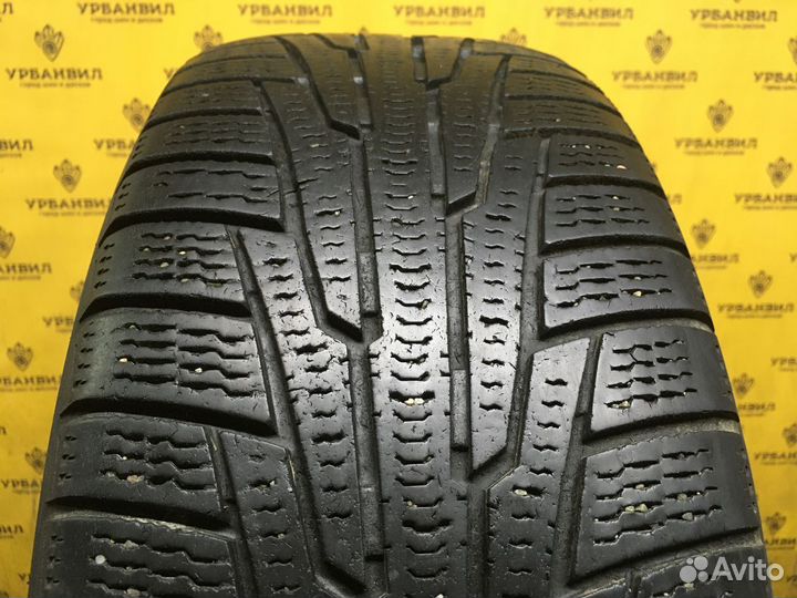 Nokian Tyres Hakkapeliitta R 215/55 R17 98R