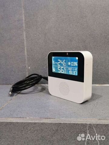 Датчик температуры влажности освещения WiFi Tuya