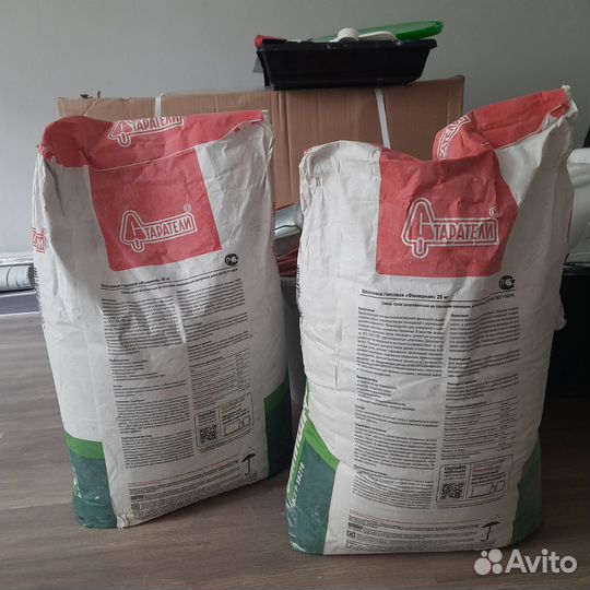 Гипсовая шпатлевка Старатели/клей флизелиновый