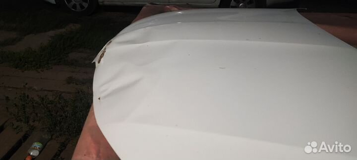 Капот skoda rapid