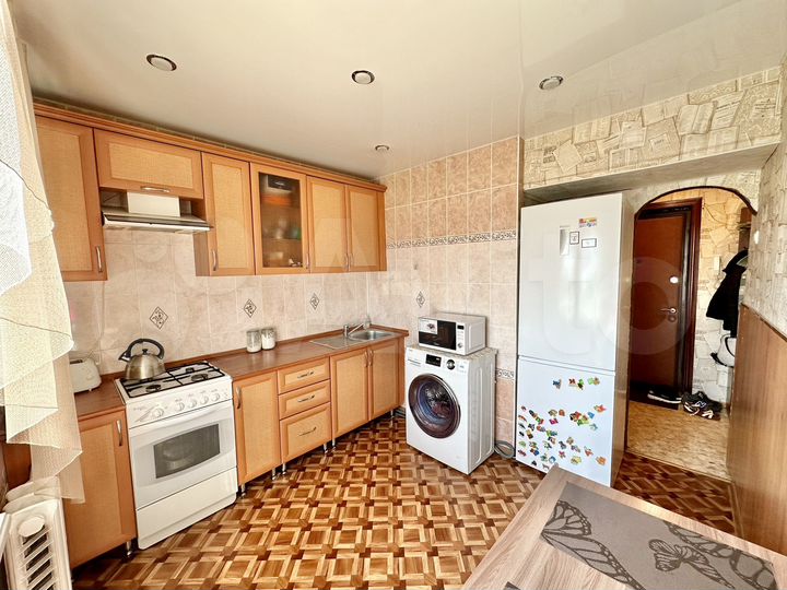 2-к. квартира, 43,2 м², 8/10 эт.