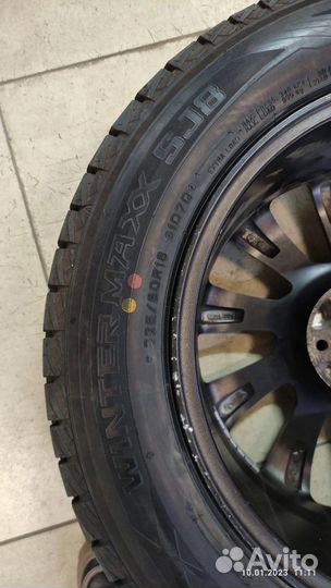 Dunlop Winter Maxx SJ8 235/60 R18