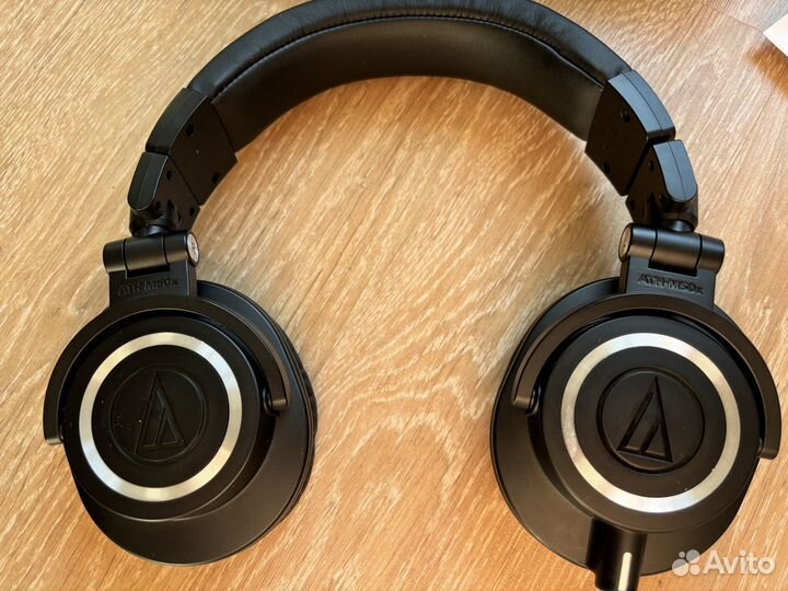 Audio-Technica ATH-M50X проводные (б\у месяц)
