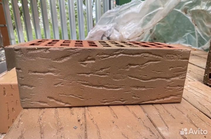Керамический кирпич