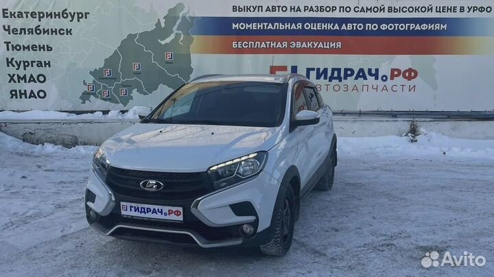 Стекло кузовное глухое правое LADA X-Ray Cross 833