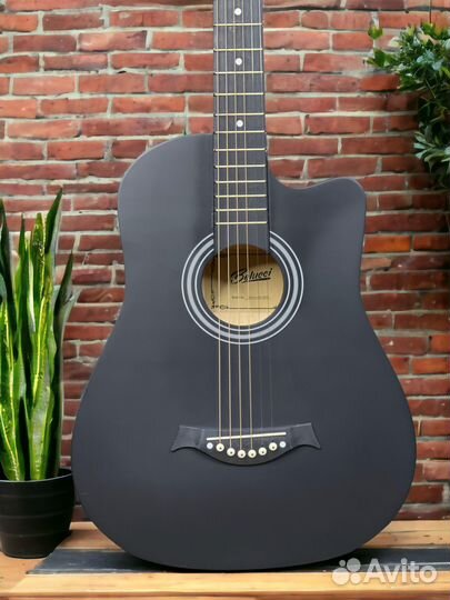 Акустическая гитара на подарок