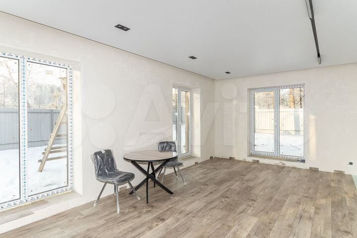 Дом 100 м² на участке 7 сот.