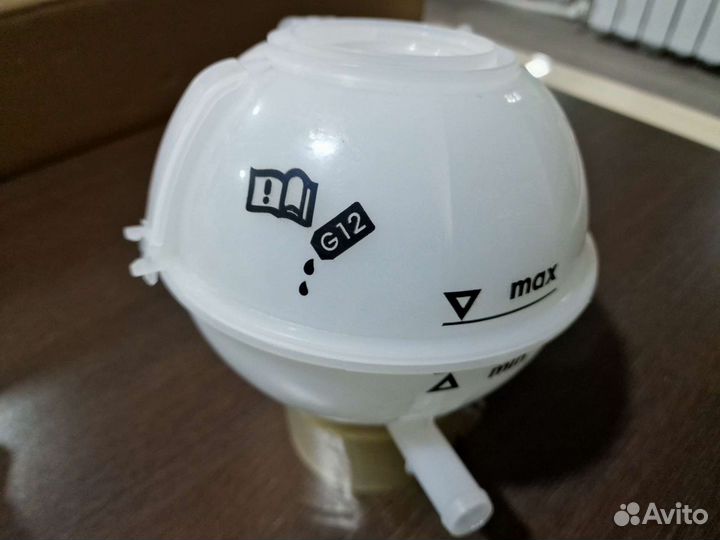 Расширительный бачок VW Polo, Skoda Fabia, Rapid