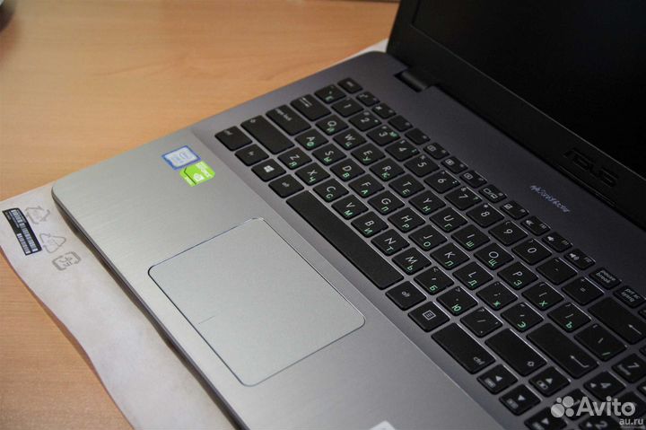 Ноутбук asus X542U