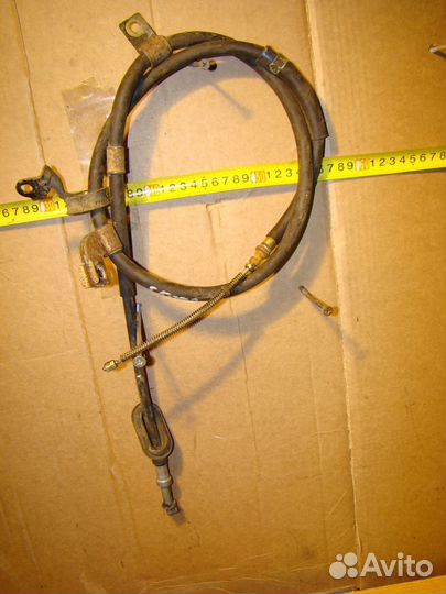 Тросик ручника Subaru Forester S11 2002г