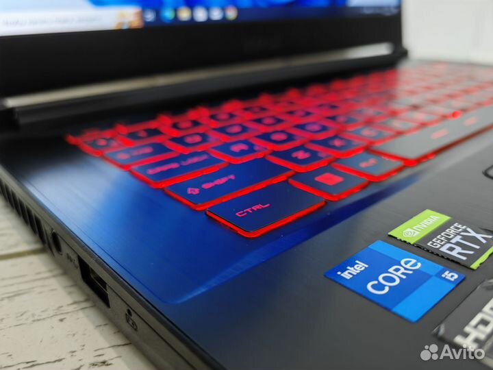 Игровой ноутбук MSI i5 11400H/16GB/RTX 3050Ti