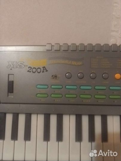 Синтезатор Keys MS200A