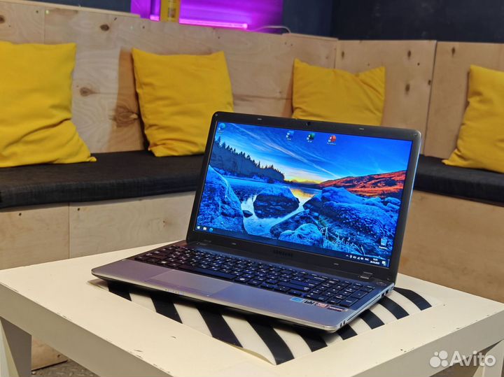 Ноутбук Samsung с гарантией