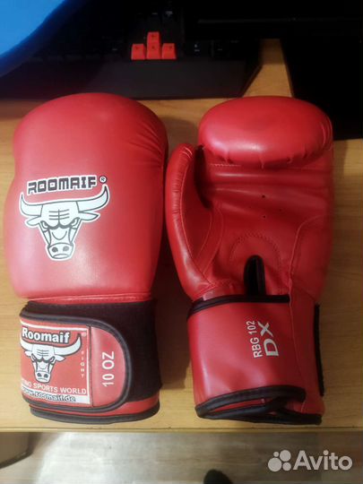 Боксерские перчатки