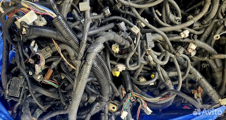 Проводка двс разьемы Nissan X-Trail32 Qashqai J11