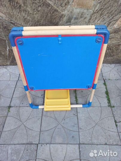 Мольберт - Доска для рисования