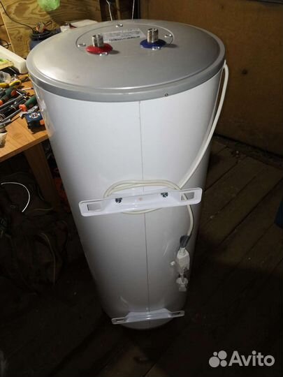 Бойлер Electrolux 100 л. нержавейка