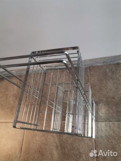 Этажерка для ванной комнаты