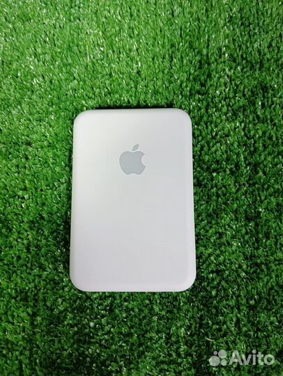 Портативный аккумулятор Apple MagSafe Battery Pack