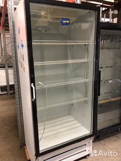 Холодильный шкаф