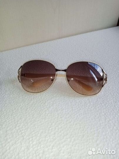 Солнцезащитные очки