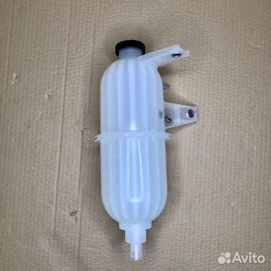 Бачок расширительный toyota Hilux 2005-2015