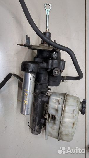 Цилиндр тормозной главный Cadillac Escalade 2, 2005