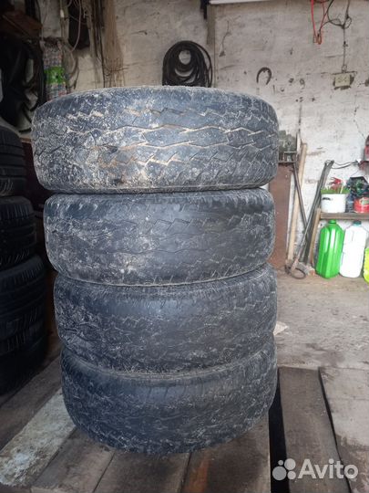 Toyo Eco Walker 235/65 R17