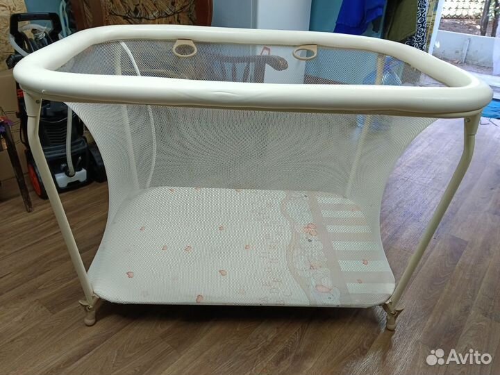 Манеж детский складной