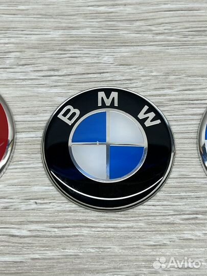 Значок, эмблема на руль - бмв. Шильдик BMW